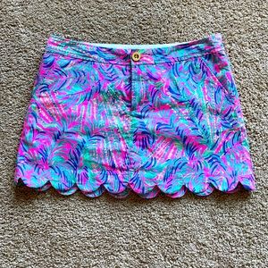 Lilly Pulitzer Colette Skort. EUC like new size 6 Pink Sunset Coco Breeze print